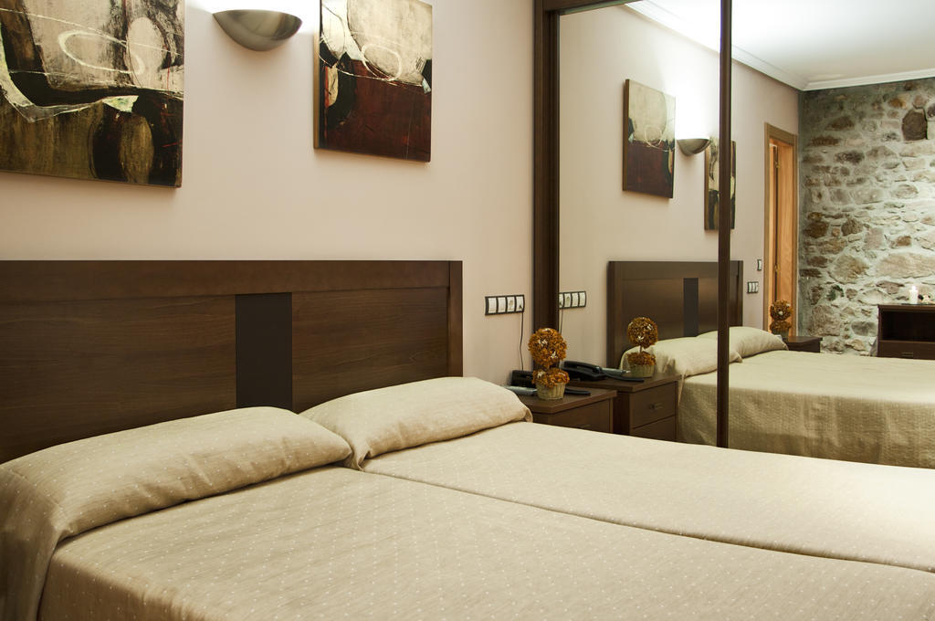 Hotel Restaurante Casa Pipo Тунья Экстерьер фото