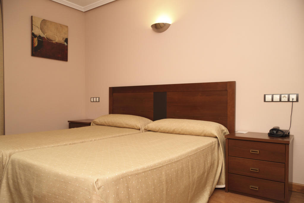 Hotel Restaurante Casa Pipo Тунья Экстерьер фото