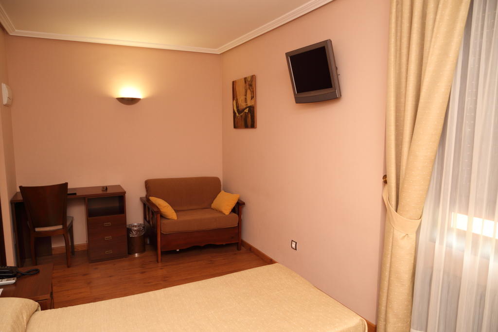 Hotel Restaurante Casa Pipo Тунья Экстерьер фото